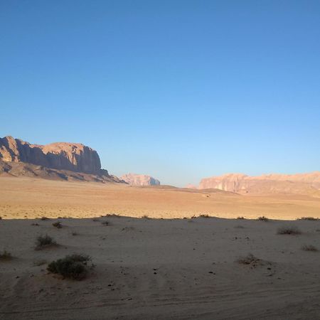Отель Quite Bedouin Life Вади-Рам Экстерьер фото